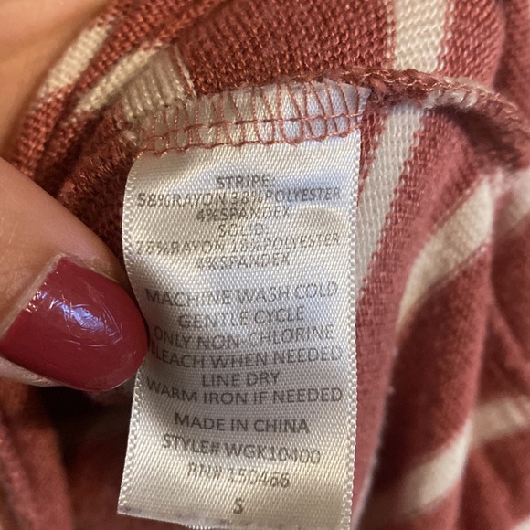 Market & Spruce striped thin sweater with buttons size small - Picture 4 of 5